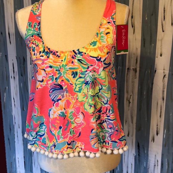 Gorgeous Lilly Pulitzer Shirley Top - Picture 2 of 4